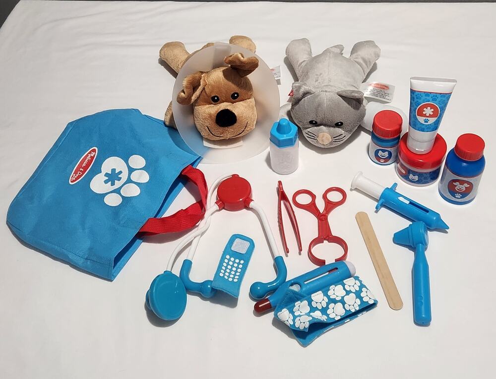 Melissa & Doug Examine & Treat Pet Vet